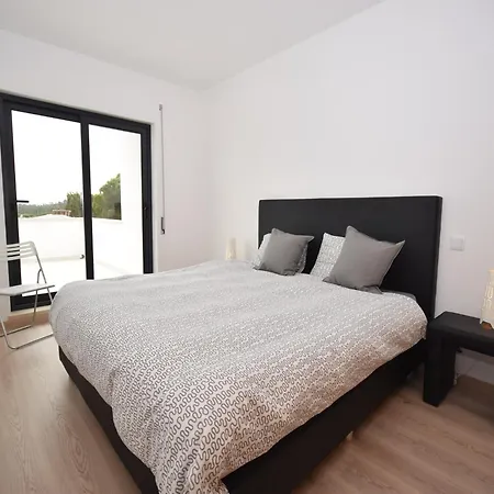 Modern With Private Swimming Pool, Cleaning Included