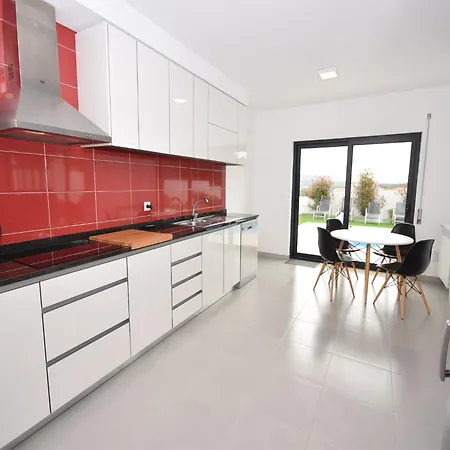 Holiday home Modern With Private Swimming Pool, Cleaning Included Famalicao